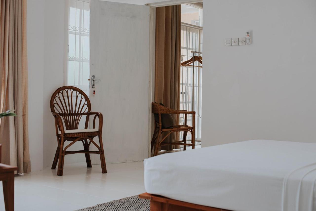 Srilax Bed and Breakfast Colombo Esterno foto